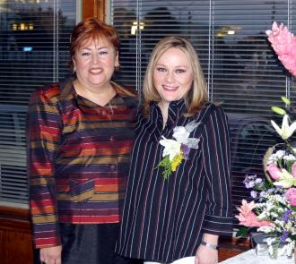 Jéssica Robles de González disfrutó de una fiesta de canastilla que le preparó su  mamá Yolanda Aznar de Robles