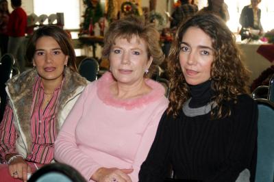 ina de Aguilera, Laurette de Aguilera y Mónica IOllivier