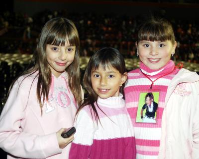 Camila, Ivana y Pamela Milán