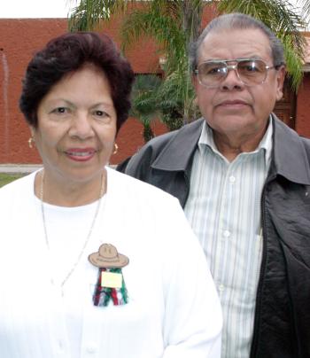 Coty Carrillo de Sánchez y Salvador Sánchez.