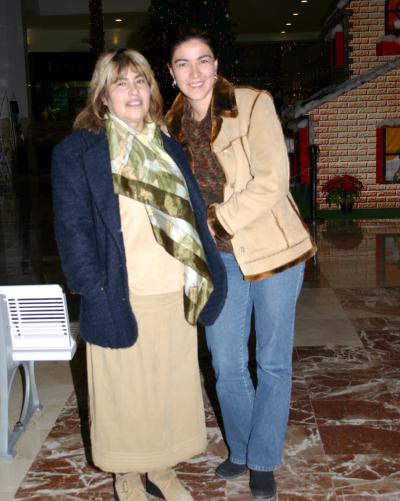 Alma Méndez Féliz y Berenice Miranda.