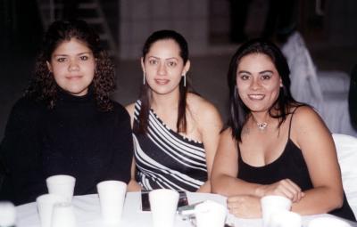 Edith Luna, Lulú Juárez y Paloma Zavala.
