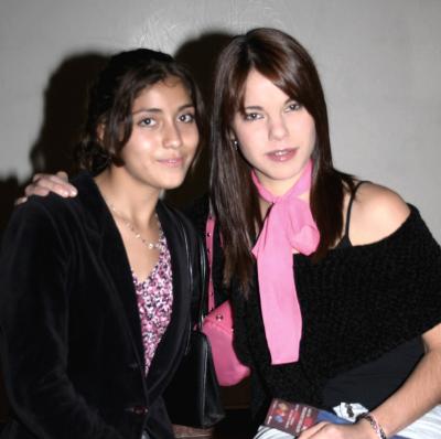 08 de diciembre de 2004

Sofía Ramos y Ana Tere Mendiola.