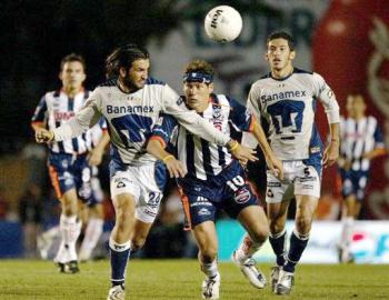Fue la segunda final que Monterrey pierden en el propio Estadio Tecnológico, pues en la campaña 1992-93 cayeron ante Atlante, para colocar sus números en dos triunfos y dos descalabros en finales del torneo mexicano de futbol.