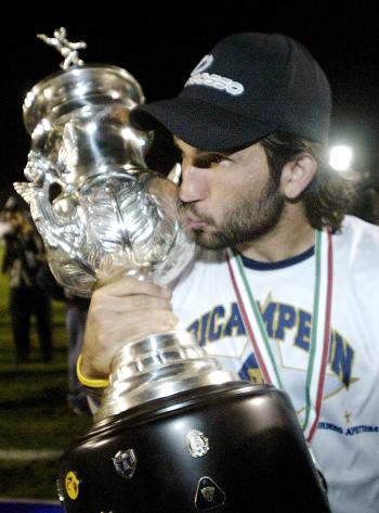 El Kikín estaba muy emocionado y simplemente dijo que no había palabras para explicar la emoción de lograr un bicampeonato ante un rival como el Monterrey.