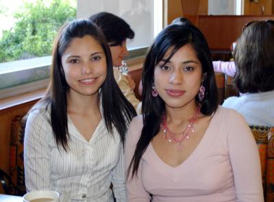 Karen Paulina Rodriguez y Patricia Ramírez.