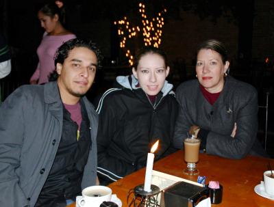 Alejandro, Sofia y Carolina en su lugar de preferencia