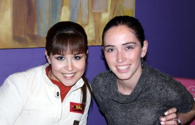 Alejandra Cabrera y Marcela Oviedo.