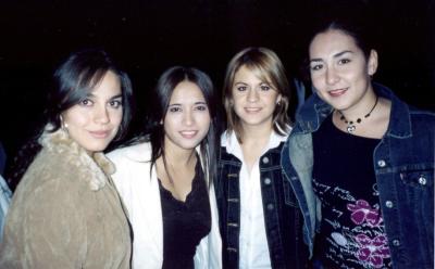 Karol, Cristina Hernández, Dely Gallegos y Mimi Llamas.
