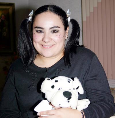 Gabriela del Carmen García celebró su cumpleaños con una fiesta de disfraces.