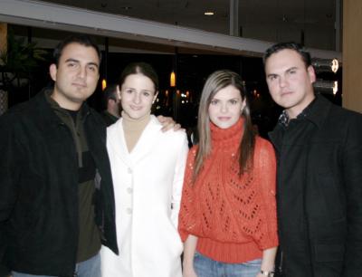 Arturo Ortiz, Karina de Ortiz, Dora de García y Enrique García