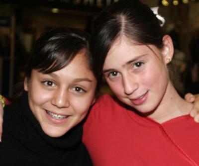 Lucía Barraza y Mónica Madero.