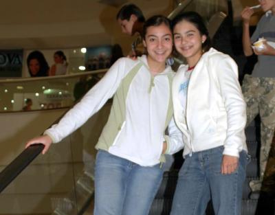 Maribel Tumoine y Mónica Villar.