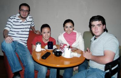 Sebastián Salas, Nidia Rivera, Liliana Padilla y Juan Francisco Aguirre.