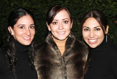 Lorena López, Iradia Anaya y Vanessa Flores.
