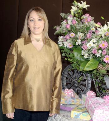Alicia Cárdenas de Torres disfrutó de una linda fiesta de canastilla, que le ofrecieron sus familiares, por el  próximo nacimiento de su bebé.