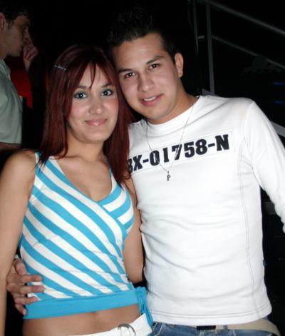 Ana Paola de la Cruz y Ricardo Almanza.