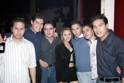 11 de enero de 2005

Raúl Zavala, Ricardo Simental, Jesús Orduño, Brenda Palacios, Ricardo Cruz, CHristian López y Federico Valero.