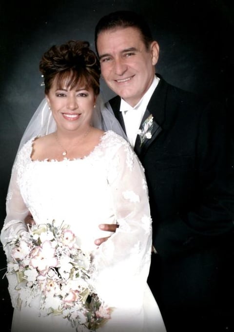 Dr. Raymundo Ramón Peña y Lic. Catalina Gabriela López contrajeron matrimonio civil el viernes 26 de noviembre de 2004.