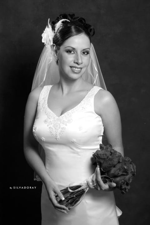 Ing. María Guadalupe de la Torre el día de su enlace matrimonial con el Lic. Carlos Alejandro González Rodríguez.