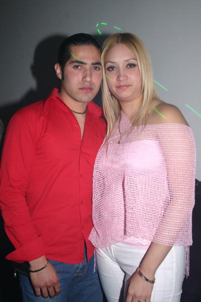 S- Claudia Samaniego y Jorge Jáquez Barajas.