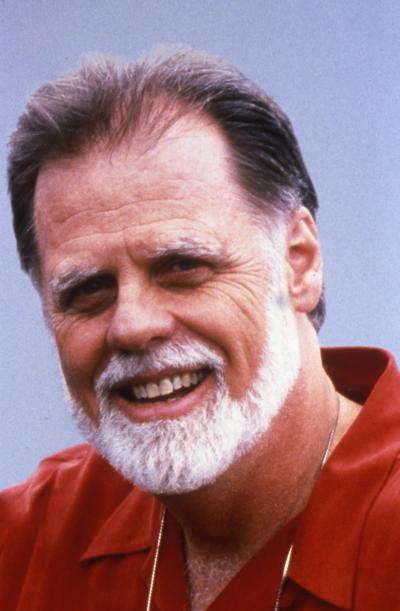 Taylor Hackford  podría resultar ganador por su trabajo de director en la película 'Ray'.