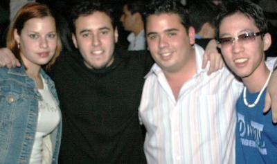 Charlot, David,  Rodrigo y Kim