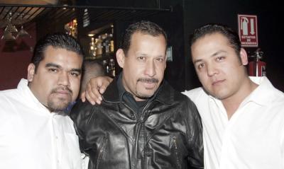 Oscar Romero, Toño Guerrero y Luis Salcedo.