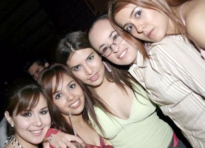 21 de febrero de 2005

Mariana, Bárbara, Claudia y Valeria.