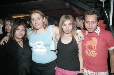 Karina, Lilian, Eder y Génesis.