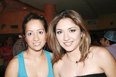 Mónica Mendoza y Magaly Longoria..