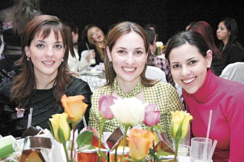 TARDES DE DESPEDIDA


Fernanda de del Bosque, Mariana de Portilla y Mónica de Villalobos
