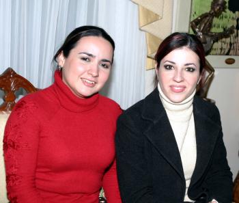 Frine Galván y Vanessa Carlos