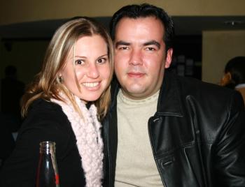 César y Silvia Martínez