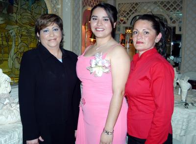 08 de febrero de 2005

Lidia García Becerra y María de Jesús Elizondo de Campa le ofrecieron a Paola Becerra García una despedida de soltera.