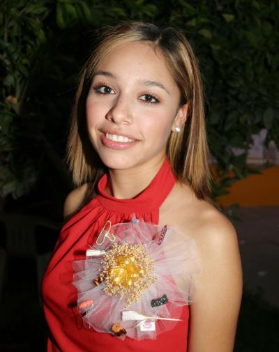 Karina Medina contraerá nupcias el próximo 19 de febrero, con Ángel Rangel.