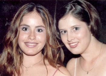 Paty y Pily González Arriaga, en pasada eunión familiar.