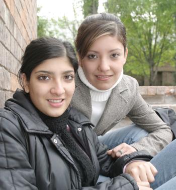 Any Montañez y Christina Mata.
