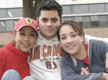 Carla Farías, Ale Sánchez y Maru Rodríguez.
