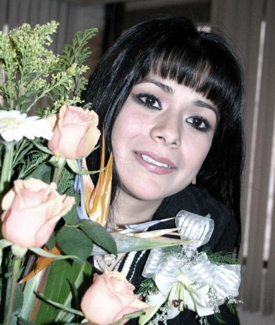 15 de febrero de 2005

Alhelí Carrillo Cháirez contraerá nupcias con Efraín Rodríguez Sepúlveda.
