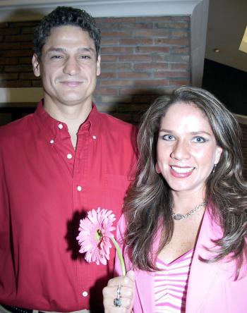 18 de febrero de 2005

 Laura Zúñiga y Alfonso Valdés.