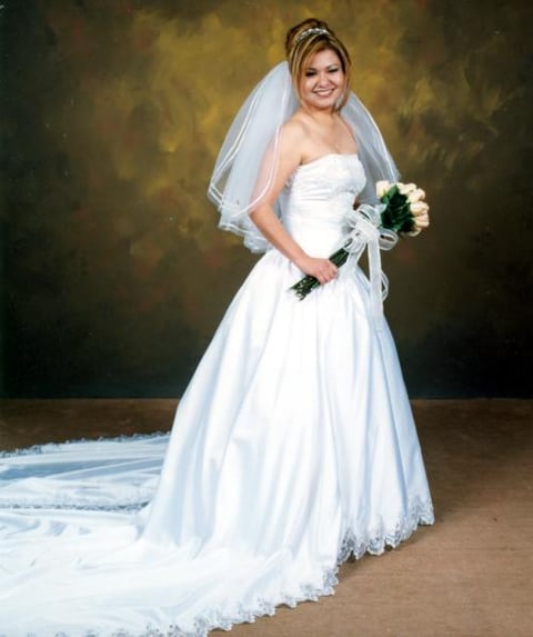 Q.F.M. Claudia Susana Chacón  Ríos  unió  su vida en el Sacramento del matrimonio  a la del Sr. Rubén Eduardo Reyes Meza