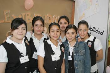 Ale Perales, Aylssa de la Mora, Sol Zamorano, Victoria Carreón, Griselda Duarte y Liliana Herrera.