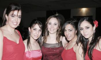 Anny, Fernanda, Adriana, Valeria y Meche.