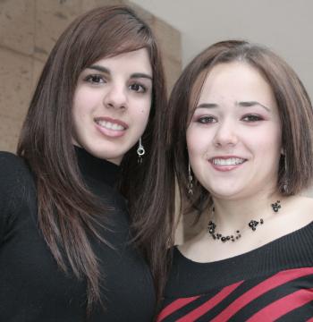 Marla López y Cristina Giacomán.