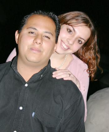 21 de febrero de 2005

Ángel Pico Moreno y Priscila López Castrillón contraerán matrimonio el próximo cinco de marzo .