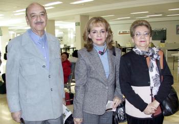 Zoila de Pérez Merodio y Miriam Pérez Merodio  viajaron a Méxicoy las despidió Sergio Pérez .