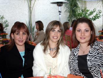 Ana Isabel Quintanilla, Rocío de Del Río y Kelly de Aguirre.