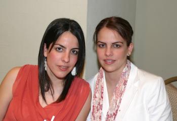 Marcela Martínez Jaidar y Velia de Yarza.
