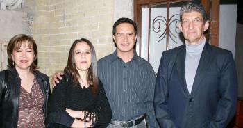 Jesús  y Alejandra Reyes, Leticia Ruiz  y  Luis Monfort